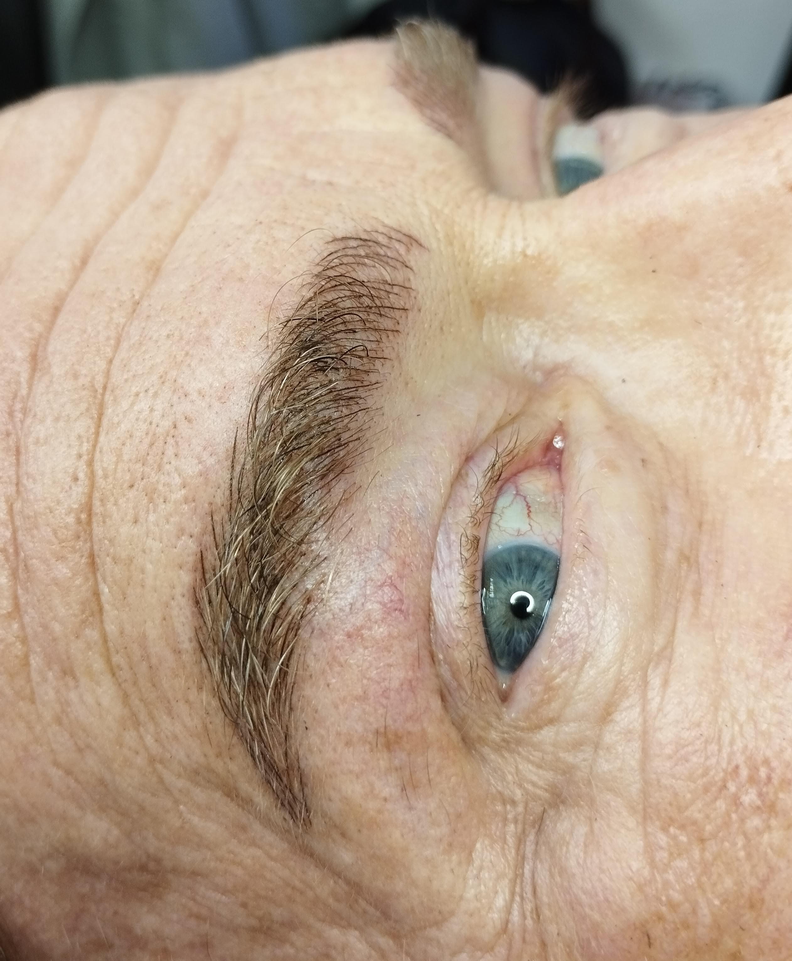 Micropigmentación masculina